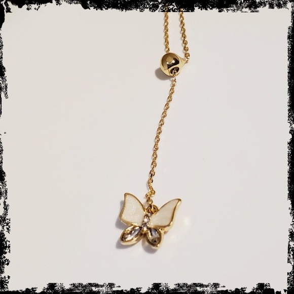 🦋Super cute Dainty Lariat Butterfly 🦋 Necklace - Picture 3 of 4